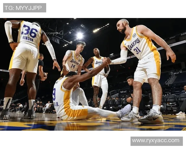 2018年10月21日湖人与火箭的激烈对决回顾与精彩瞬间分析